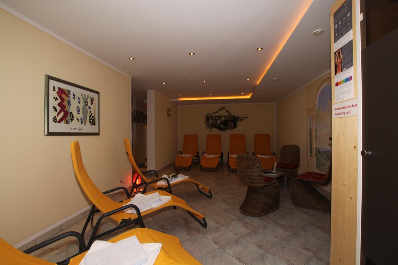 Gaestehaus Alpina ซังคท์อันทอนอัมอาร์ลแบร์ก ภายนอก รูปภาพ